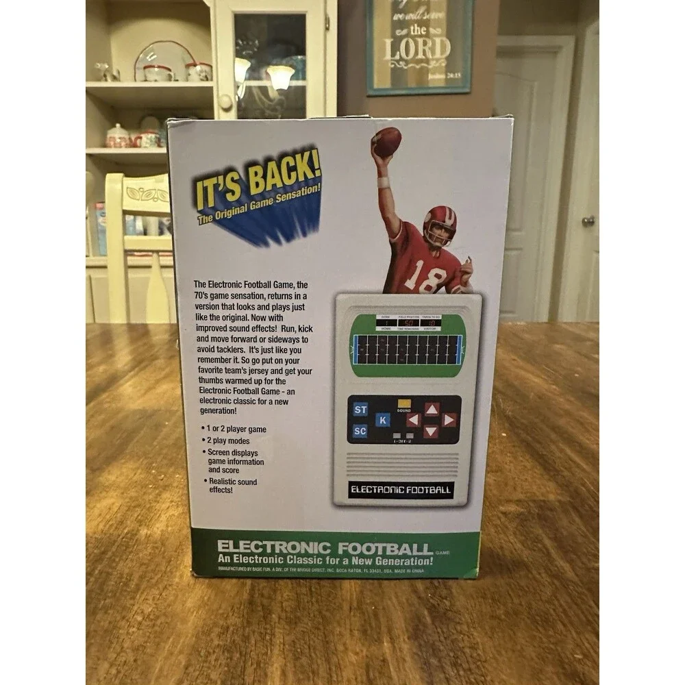 2016 Mattel Basic Fun Electronic Football Handheld Game Retro 70s NEW MPN 09506